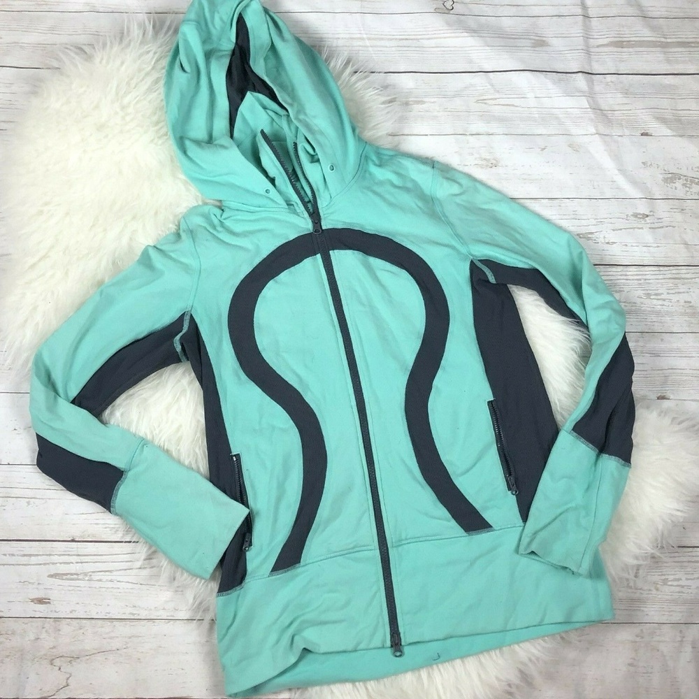Lululemon Athleta Scuba Hoodie